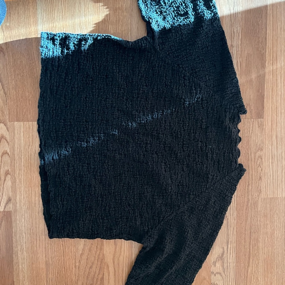 Black Long-Sleeve Textured Blouse